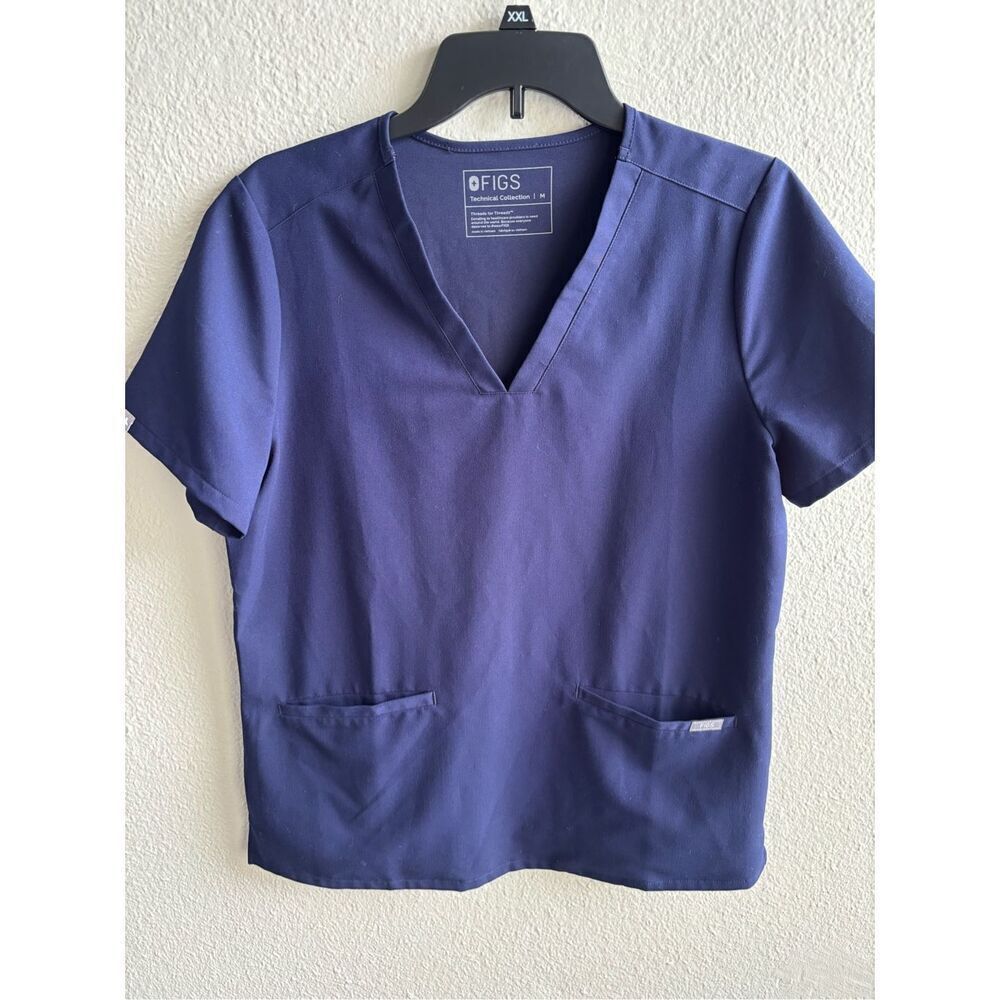 ❤️Figs Technical Collection Scrub Top